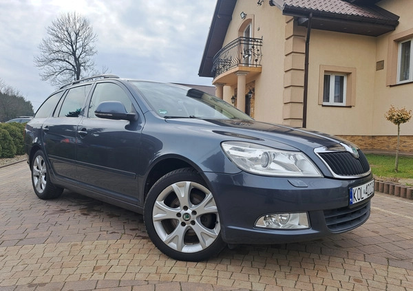 Skoda Octavia cena 29900 przebieg: 185000, rok produkcji 2011 z Wolbrom małe 232